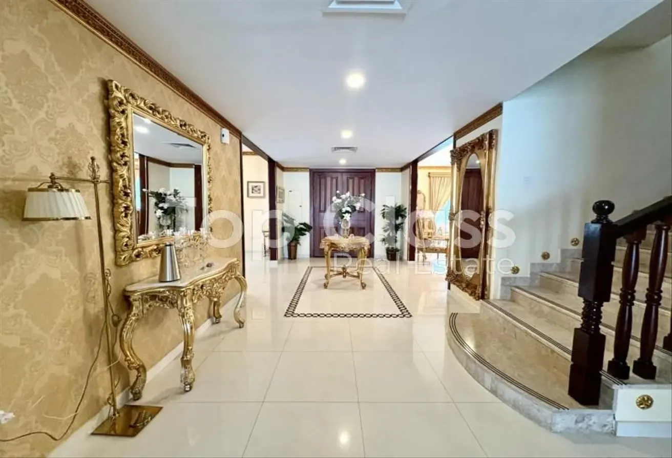 Independent Villa | Huge Private Pool | Park Views