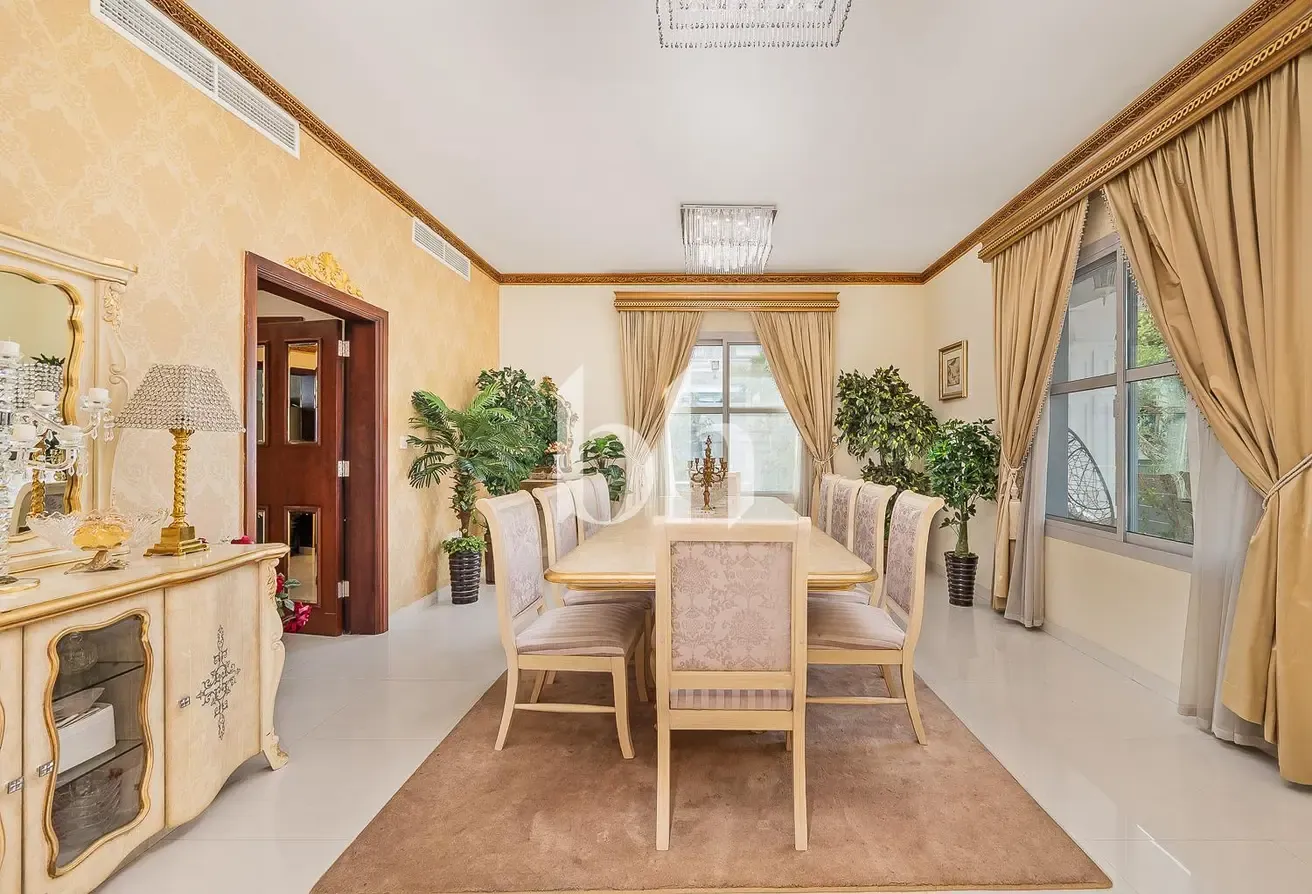 Indipendent | Unfurnished or Furnished | With pool