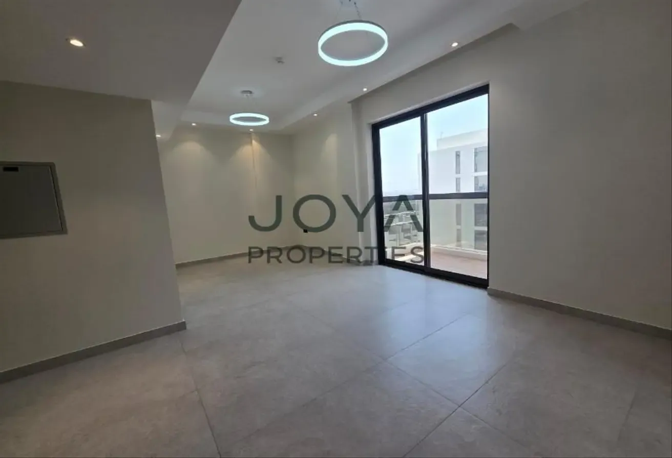 Modern 1BR - 2 Bath - Maya Residences 5