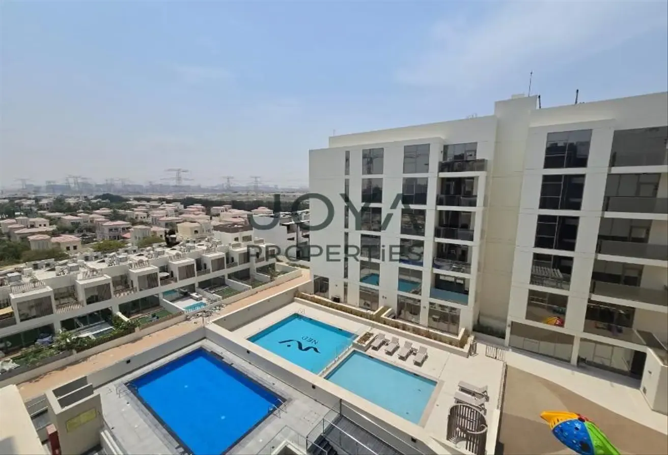 Modern 1BR - 2 Bath - Maya Residences 5