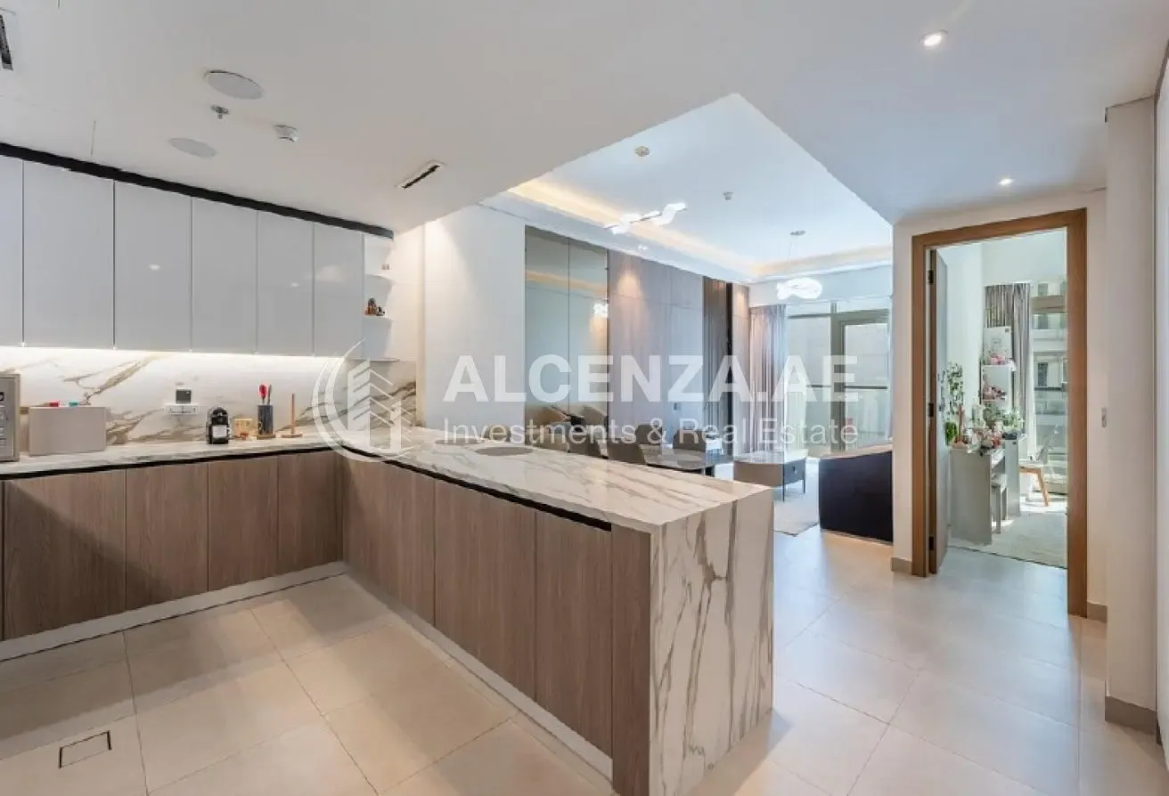 Upgraded Unit | With Study Room  | Fully Furnished
