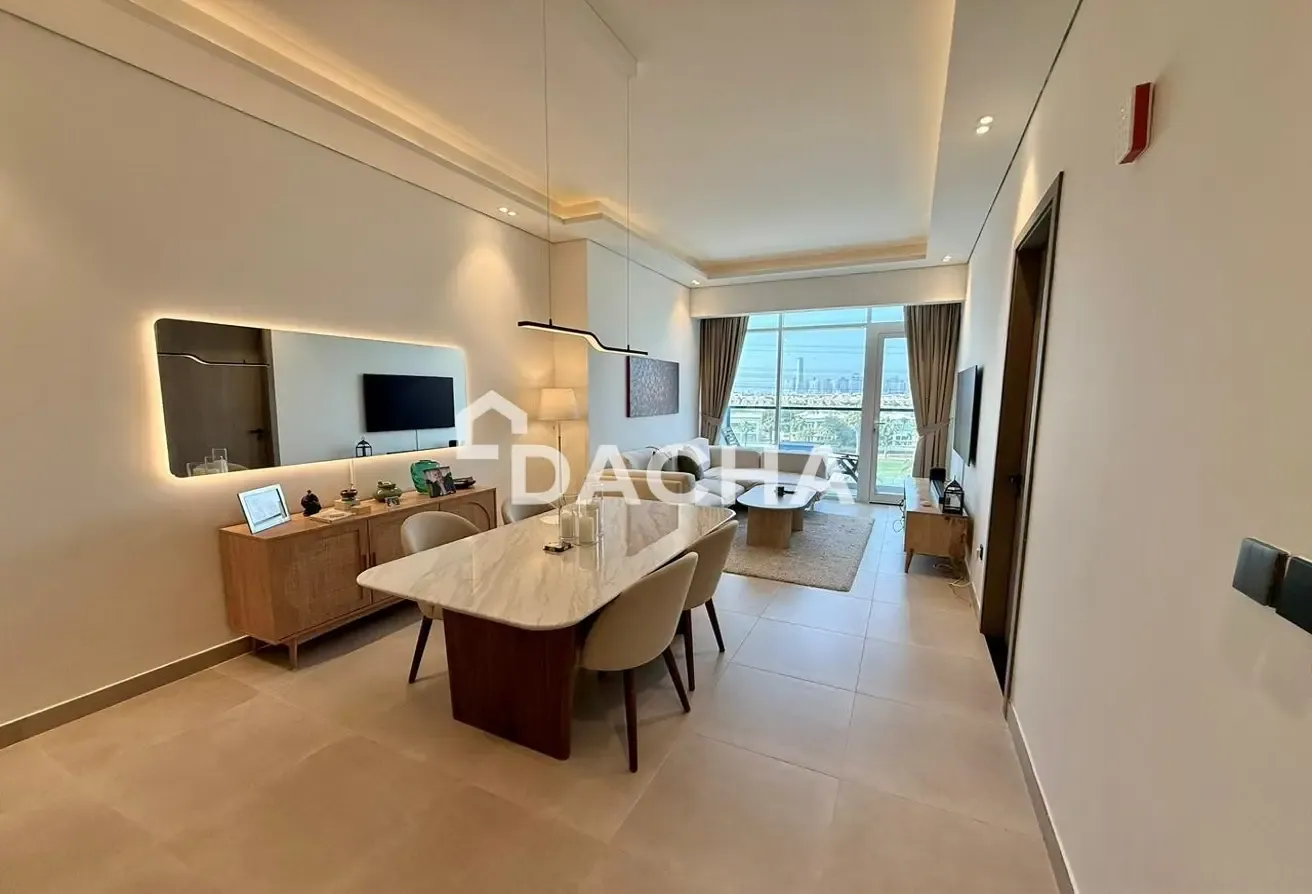 12 CHEQUES | MARINA SKYLINE VIEW | STUDY ROOM