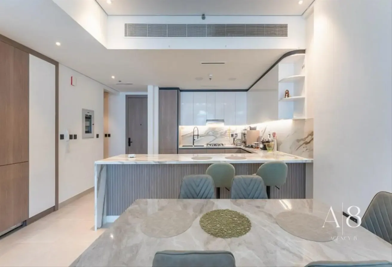 Furnished | Stunning Unit | Vacant | Multiple Cheques