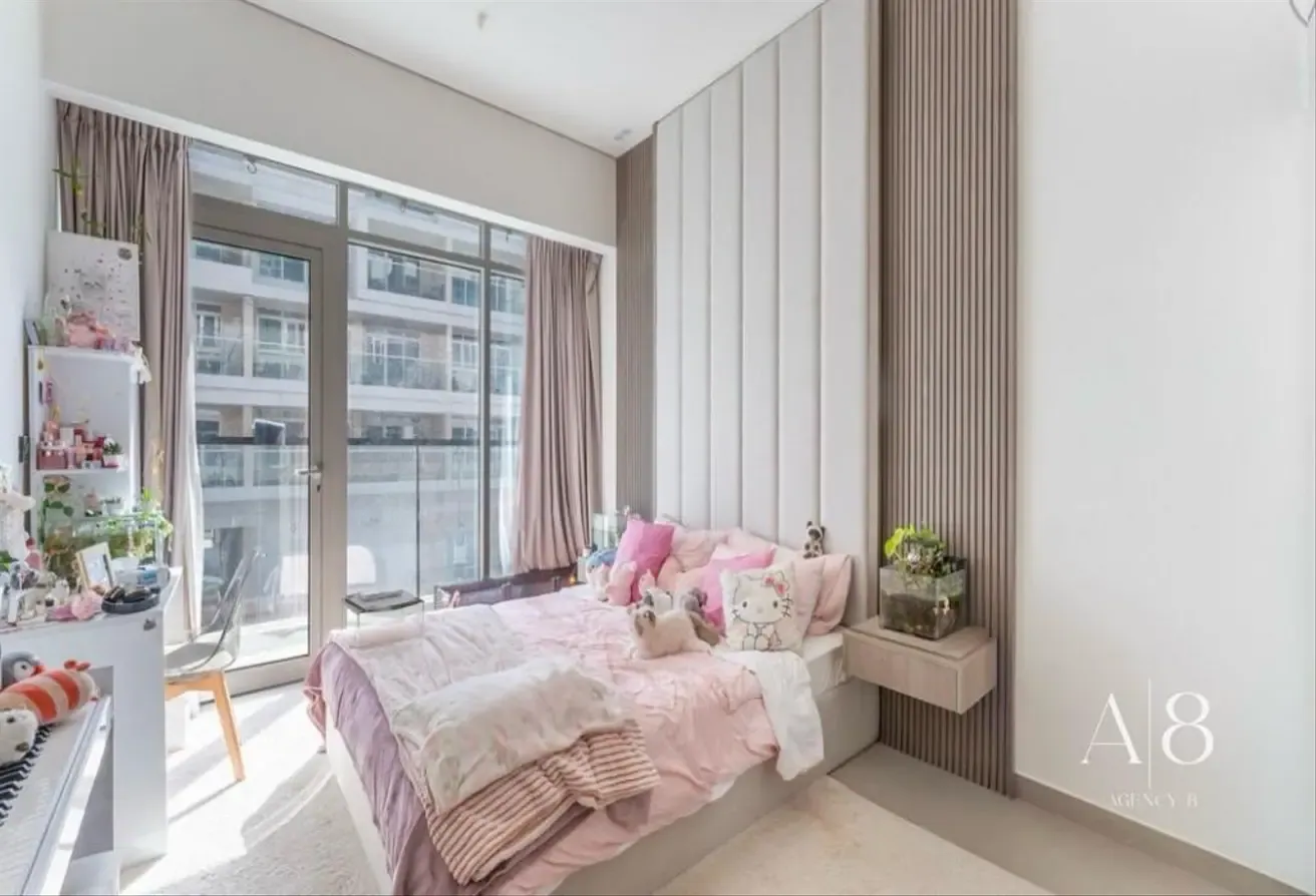 Furnished | Stunning Unit | Vacant | Multiple Cheques