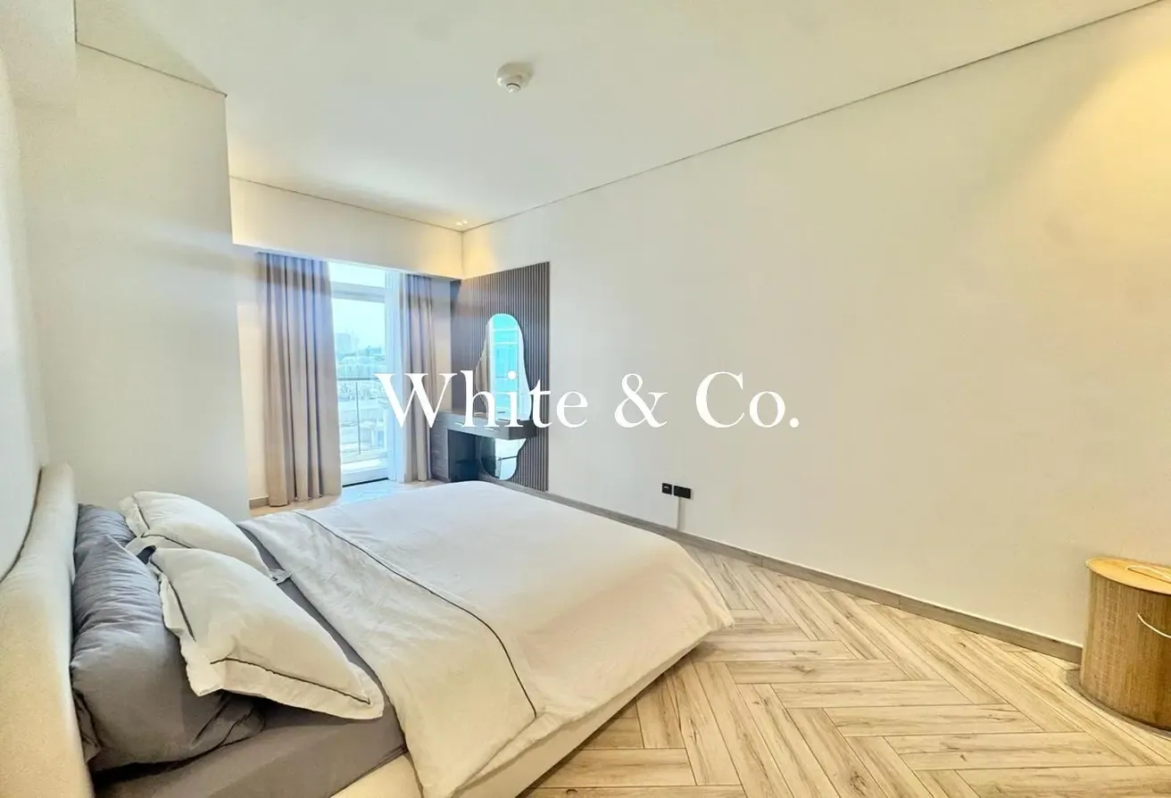 1 Bed | Study | Modern - Upgraded | Vacant