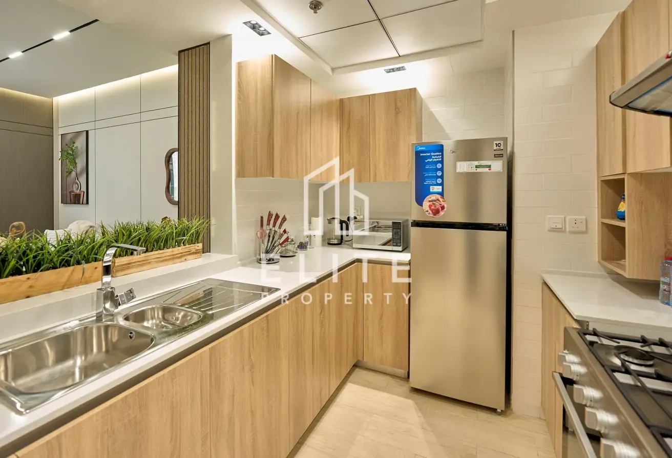 Multiple Cheques | Fully Furnished | Negotiable