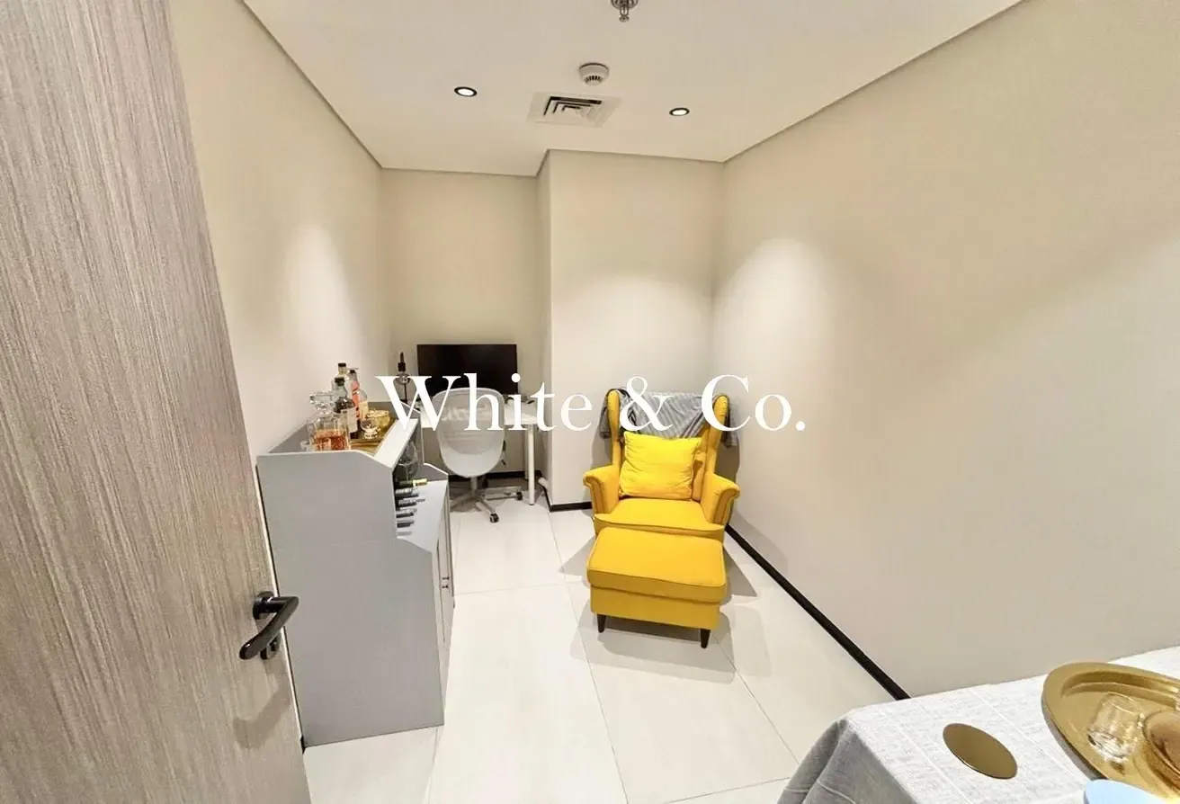 1 Bed + Study | Modern Big | Vacant Soon