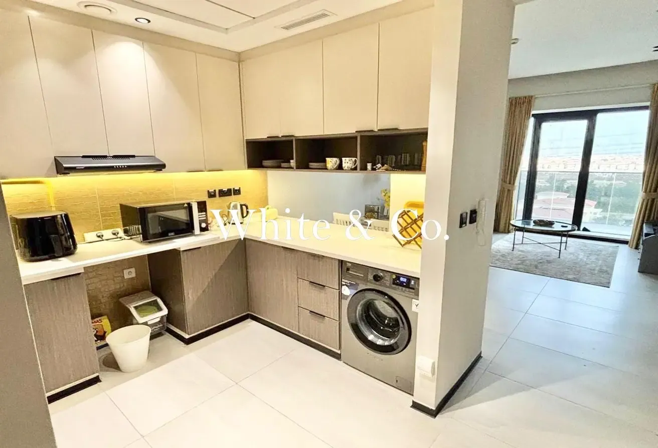 1 Bed + Study | Modern Big | Vacant Soon