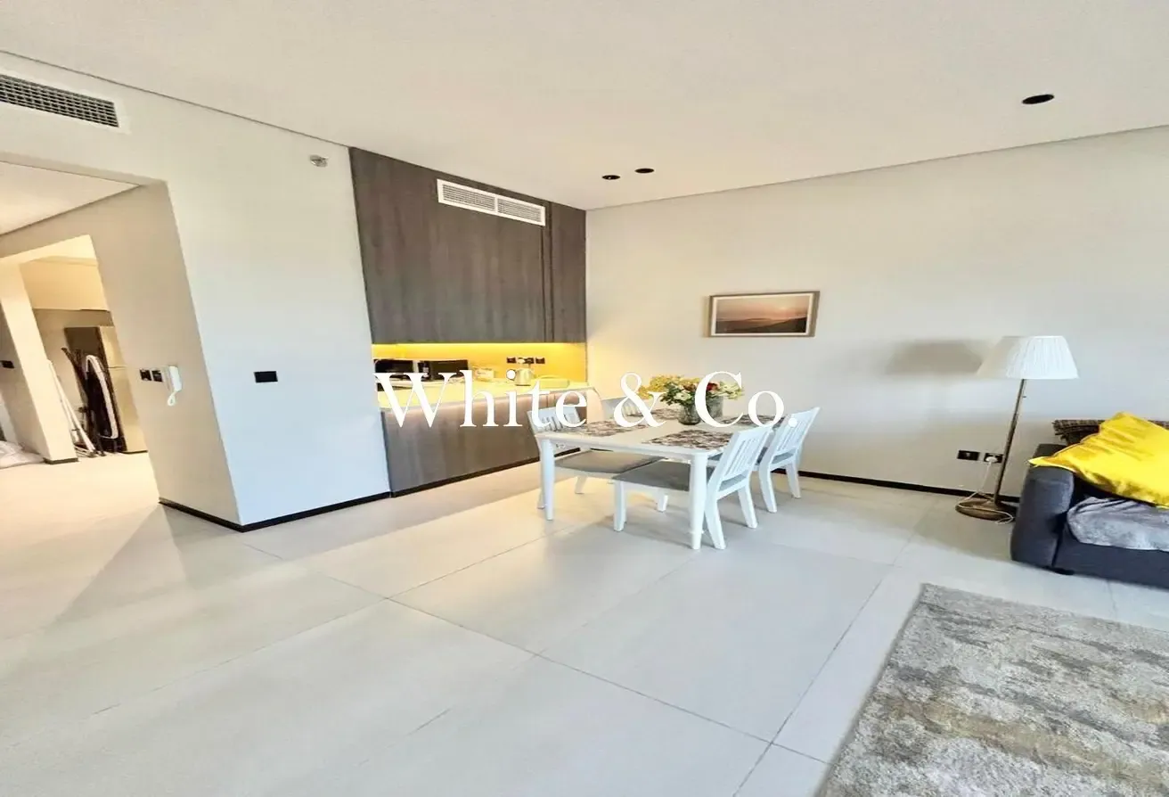 1 Bed + Study | Modern Big | Vacant Soon