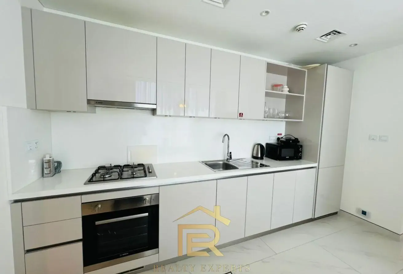 Stunning Kitchen View | Full Scenic Outlook