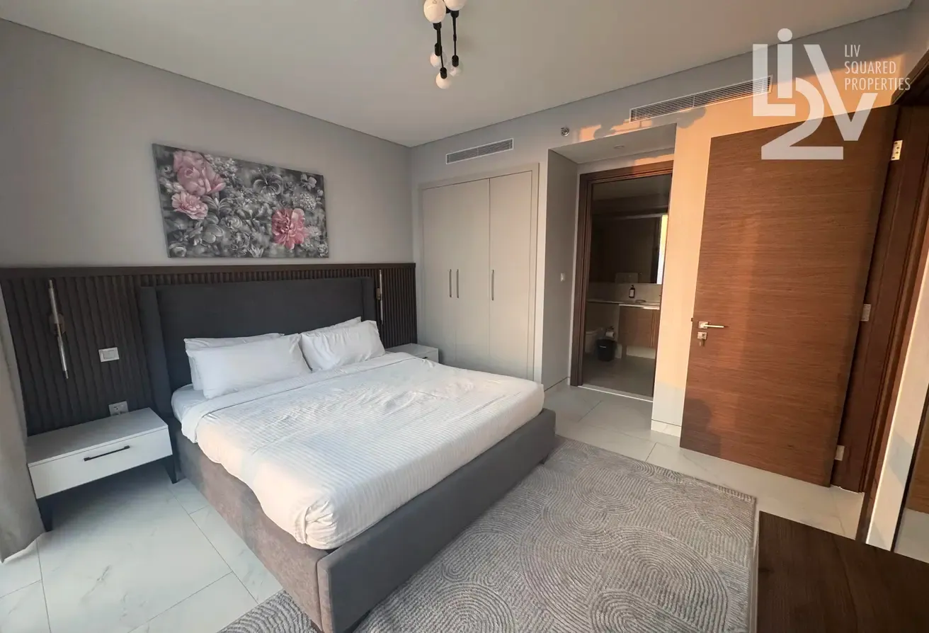 Top Floor | Burj Khalifa Views | Furnished