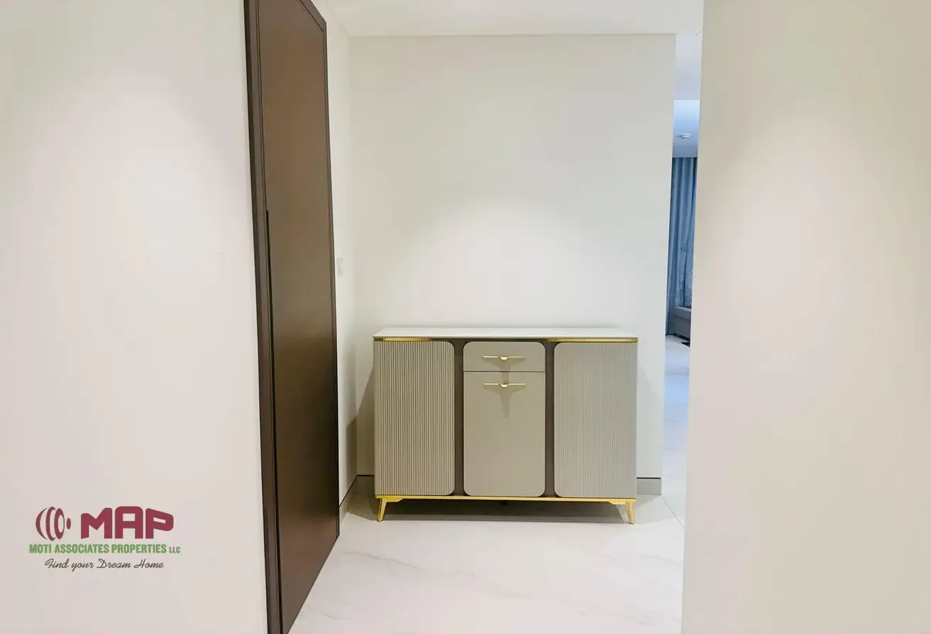Premium 1BR Apartment | Scenic Views | Modern Design