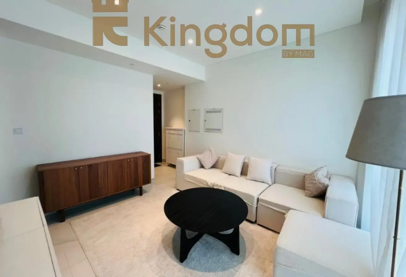 HIGH FLOOR | FURNISHED AND VACANT | GREAT VIEW