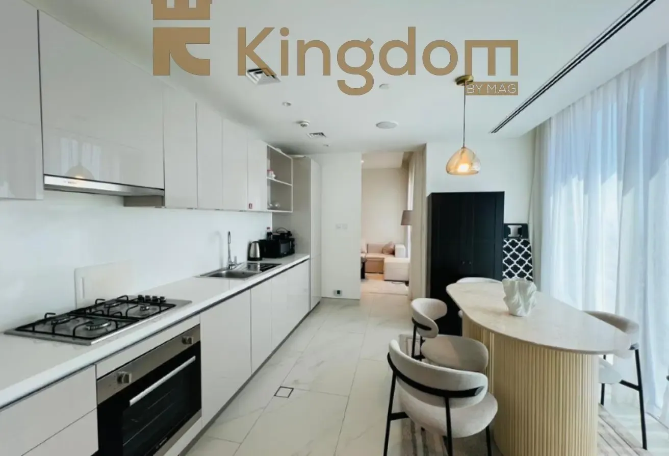 HIGH FLOOR | FURNISHED AND VACANT | GREAT VIEW