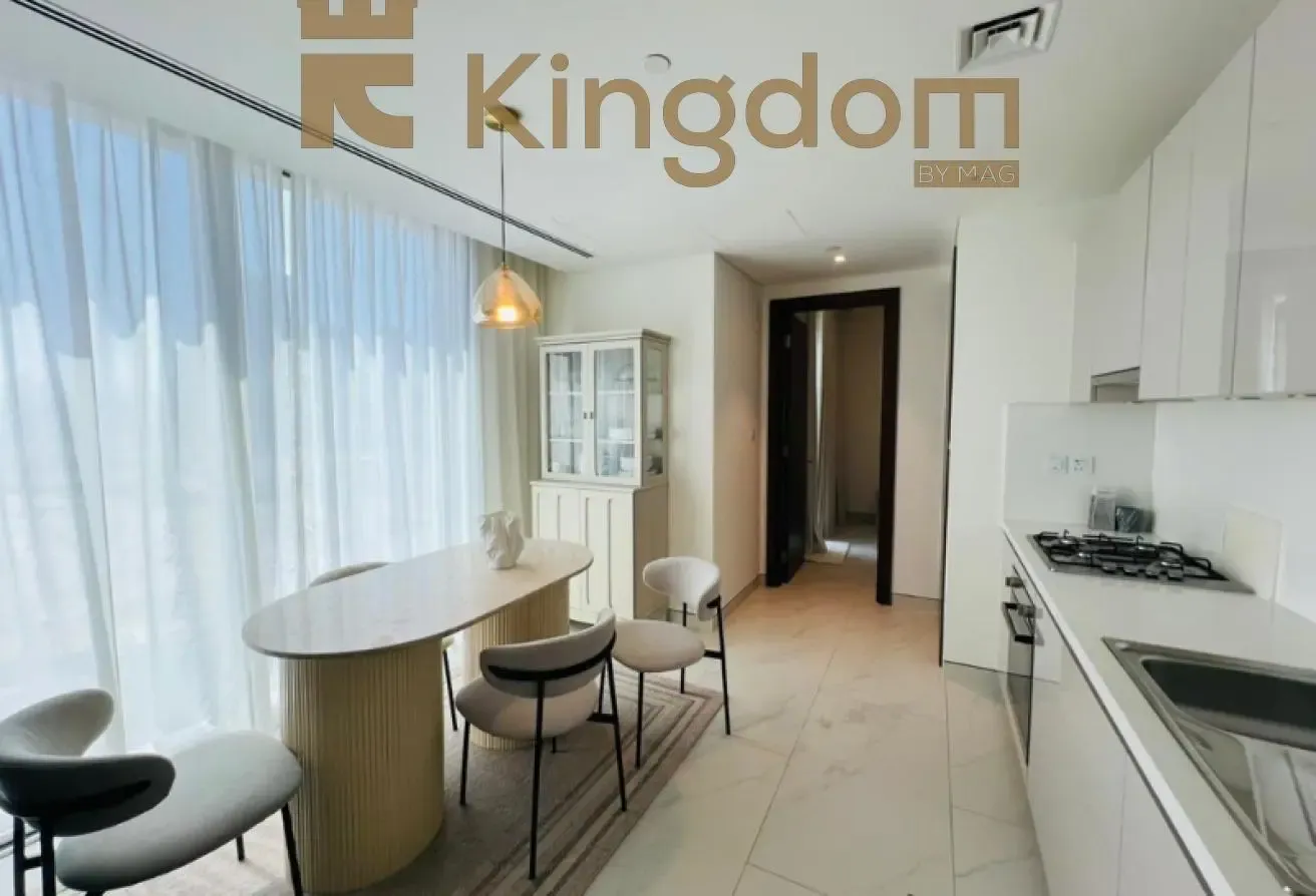 HIGH FLOOR | FURNISHED AND VACANT | GREAT VIEW