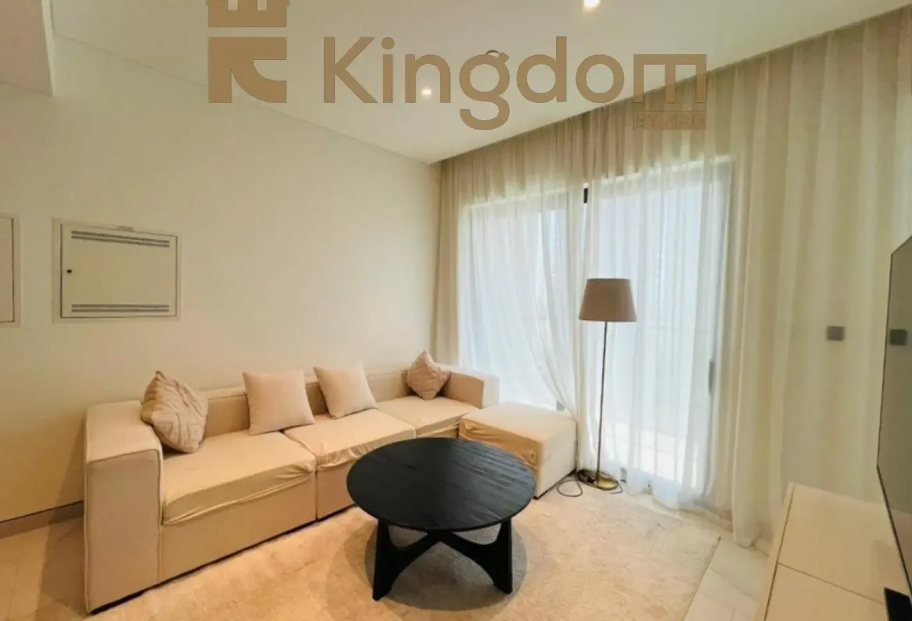 HIGH FLOOR | FURNISHED AND VACANT | GREAT VIEW