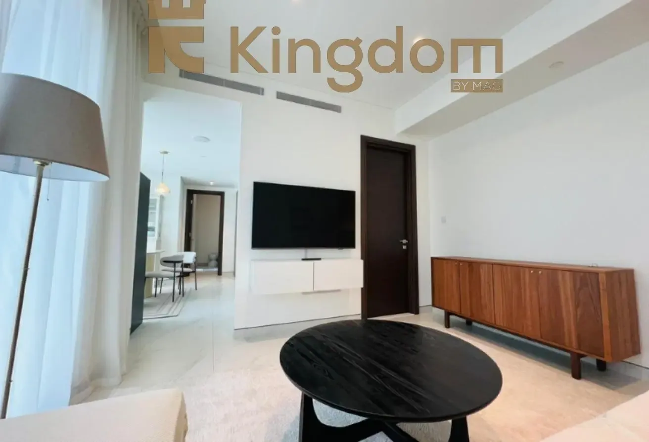 HIGH FLOOR | FURNISHED AND VACANT | GREAT VIEW
