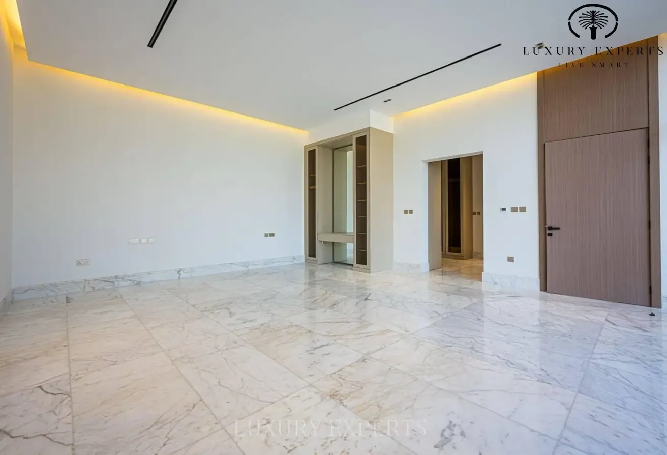 Brand New Villa | Ultra-Luxury  | Vacant