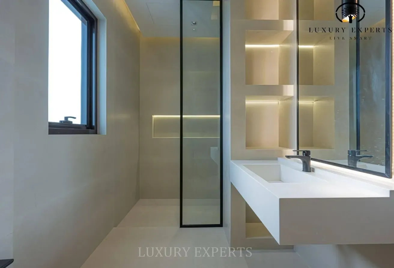 Brand New Villa | Ultra-Luxury  | Vacant