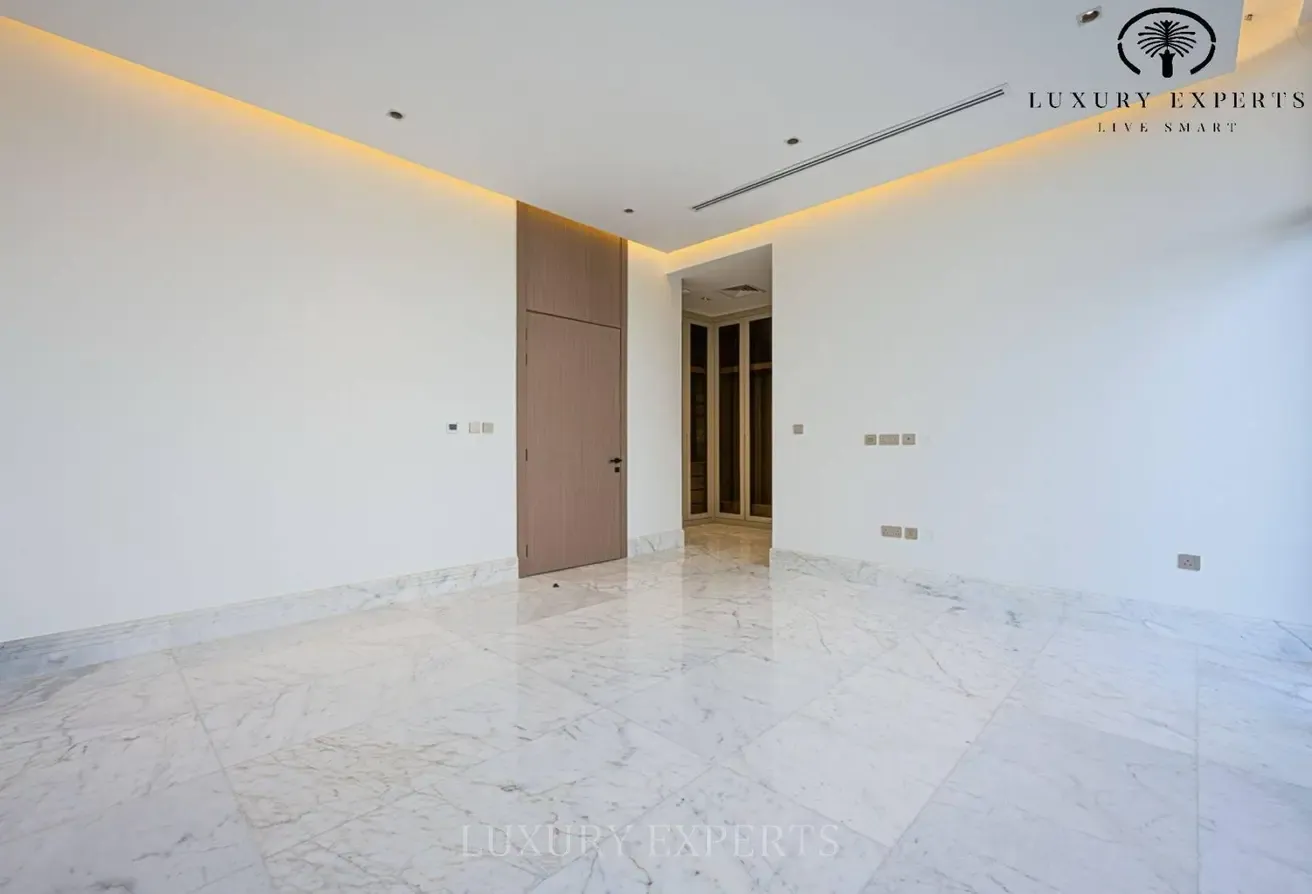 Brand New Villa | Ultra-Luxury  | Vacant