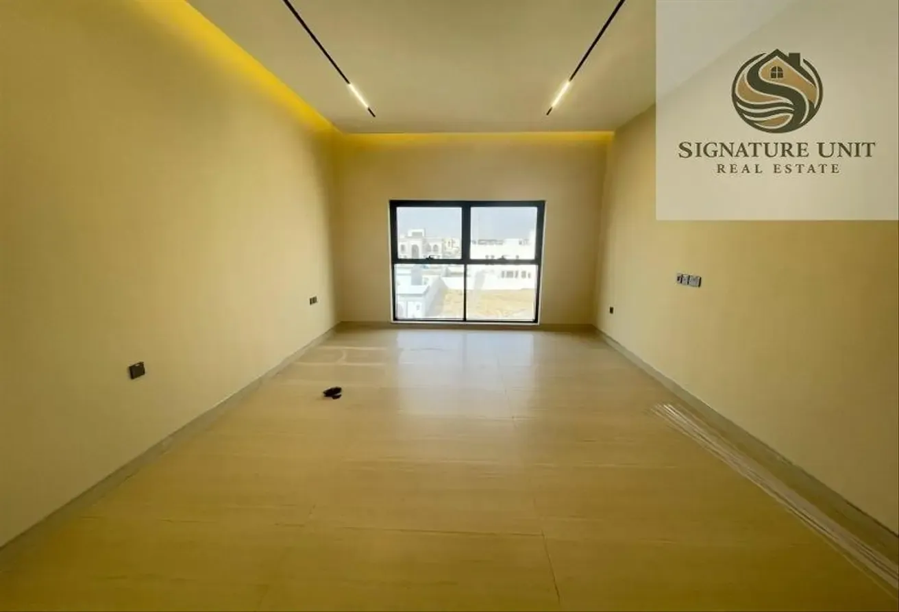 Spacious 7BR Luxury Villa with Garden & Gym