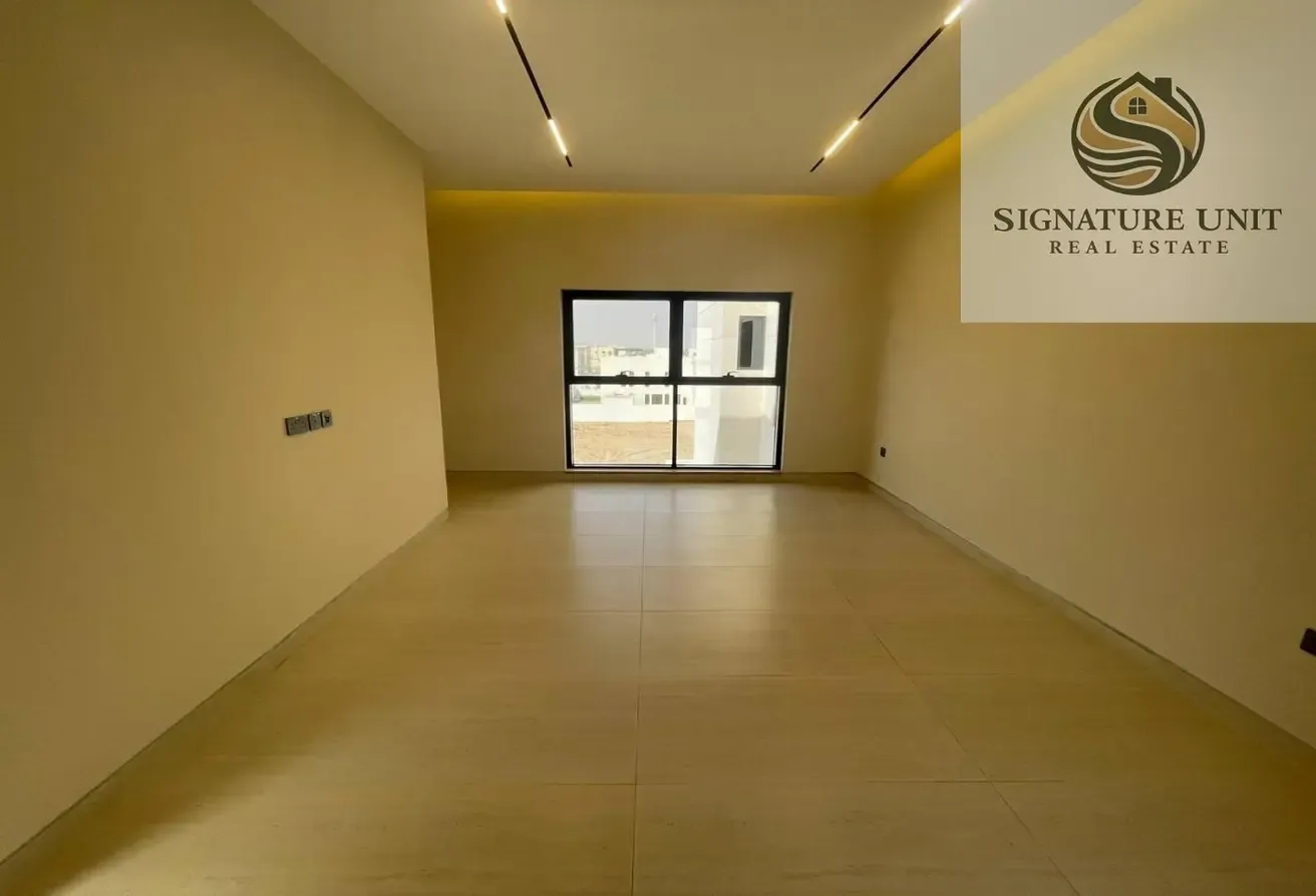 Spacious 7BR Luxury Villa with Garden & Gym