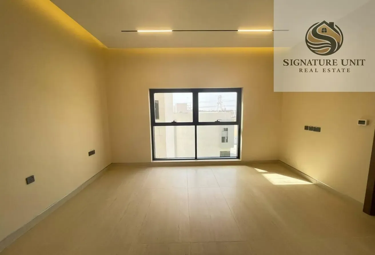 Spacious 7BR Luxury Villa with Garden & Gym