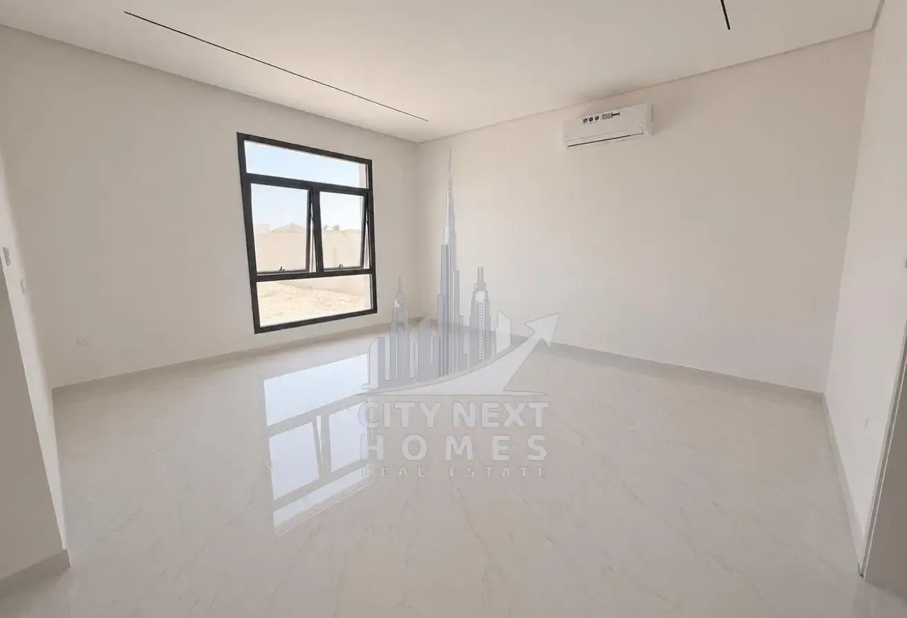 Spacious 3-Bedroom Villa for Rent in Al Awir 2