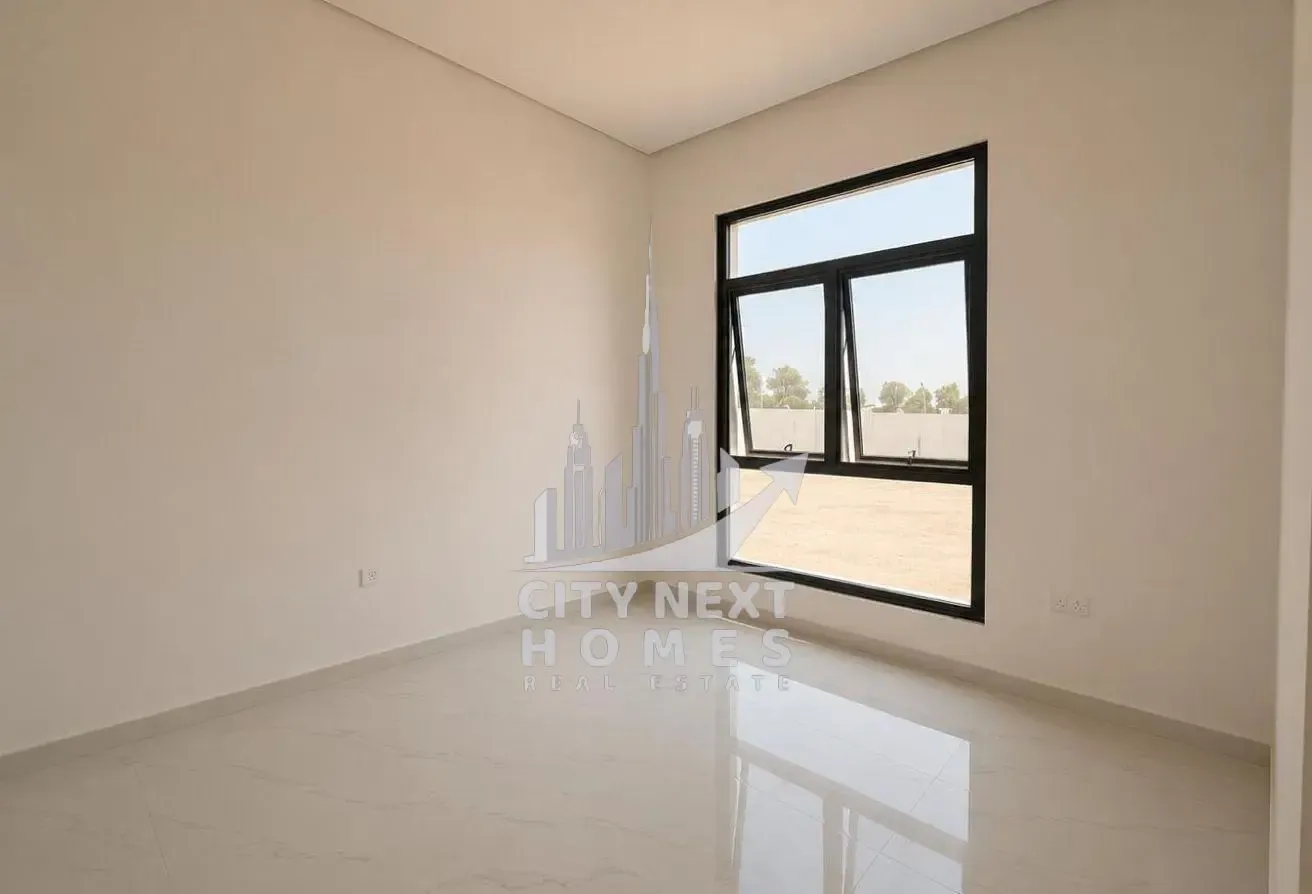 Spacious 3-Bedroom Villa for Rent in Al Awir 2