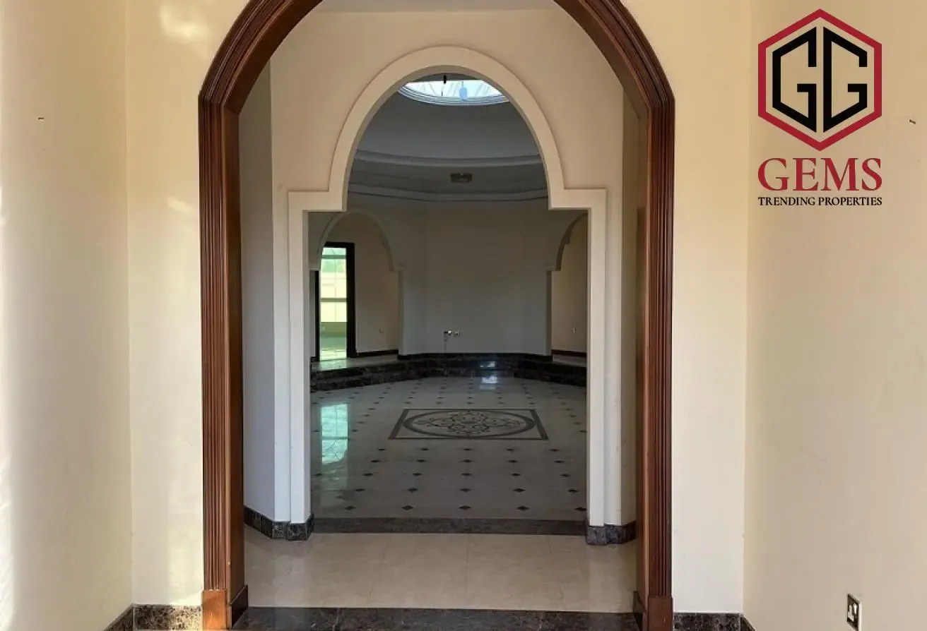 GROUND FLOOR ONLY | SERVANT BLOCK | HUGE | GARDEN