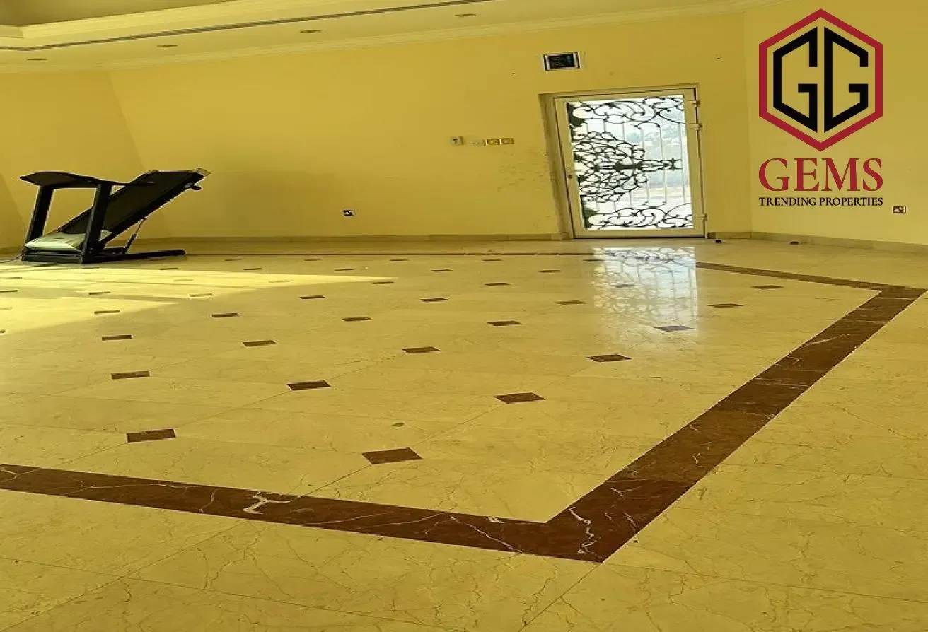 GROUND FLOOR ONLY | SERVANT BLOCK | HUGE | GARDEN