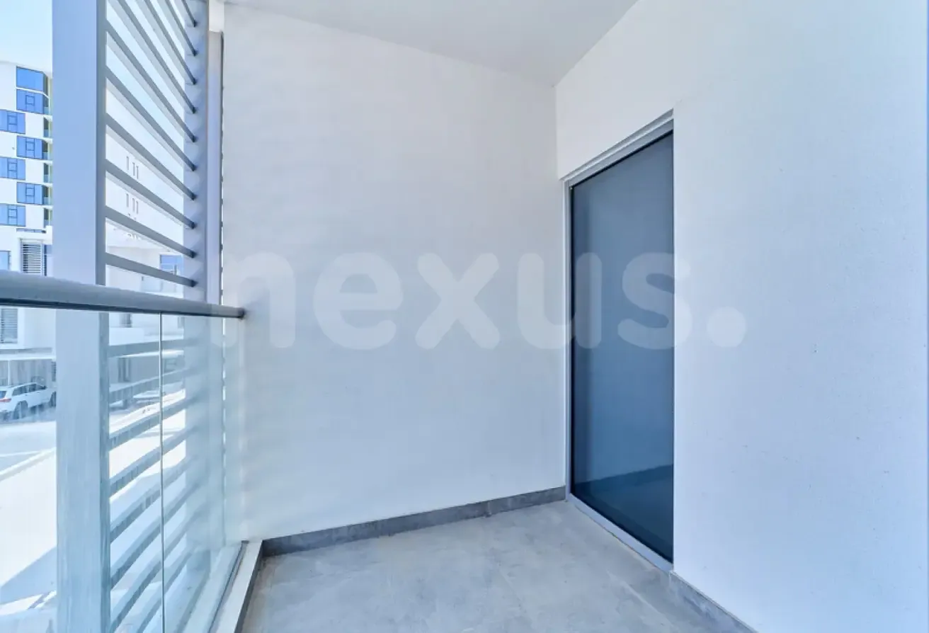 Duplex | Spacious | Vacant | Near Amenties