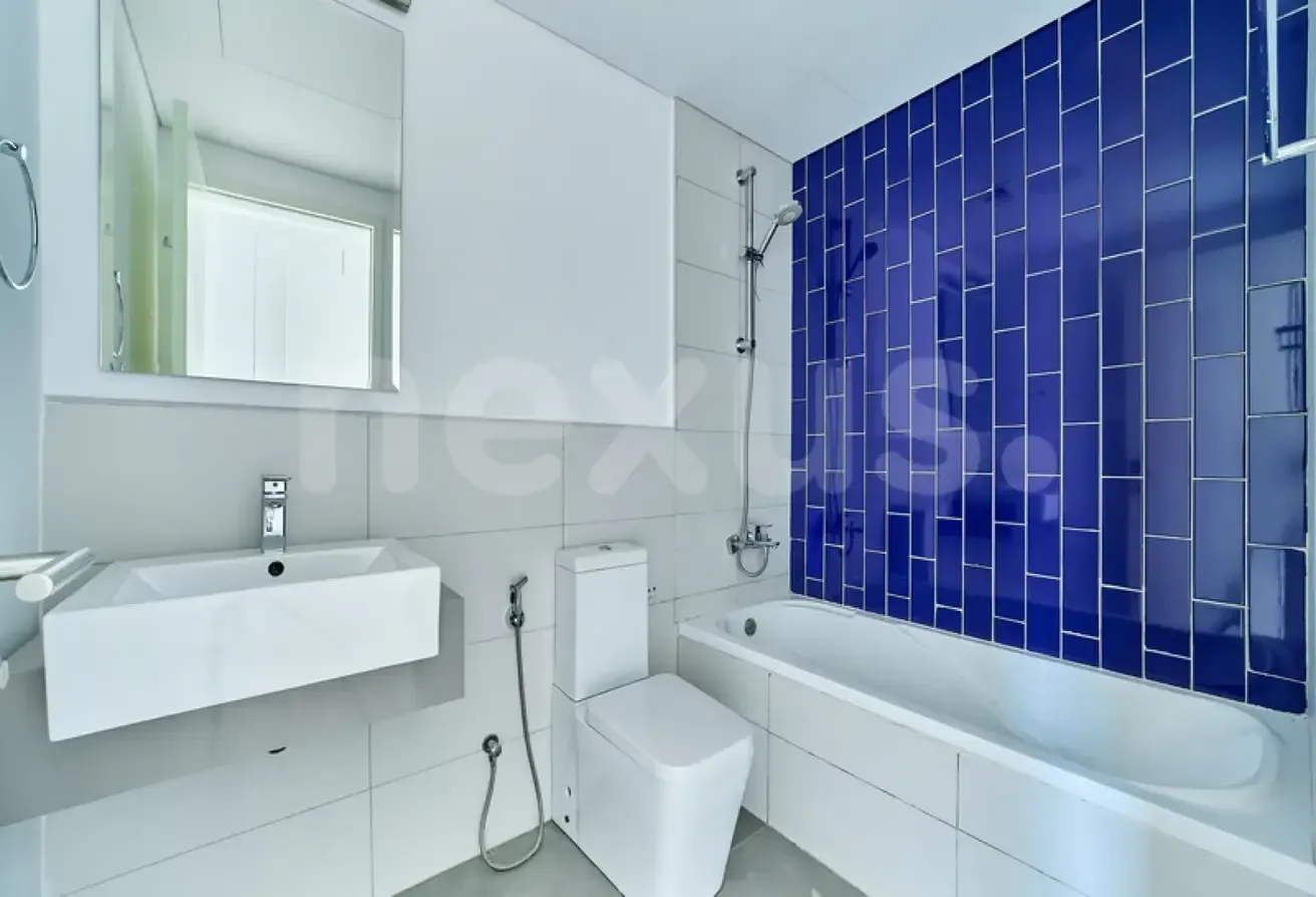 Duplex | Spacious | Vacant | Near Amenties
