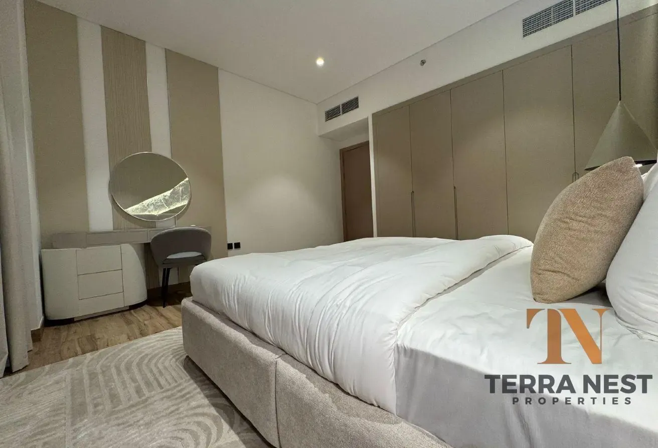LUXURIOUSLY FURNISHED 2BR | 2 PARKINGS | NEAR EXIT