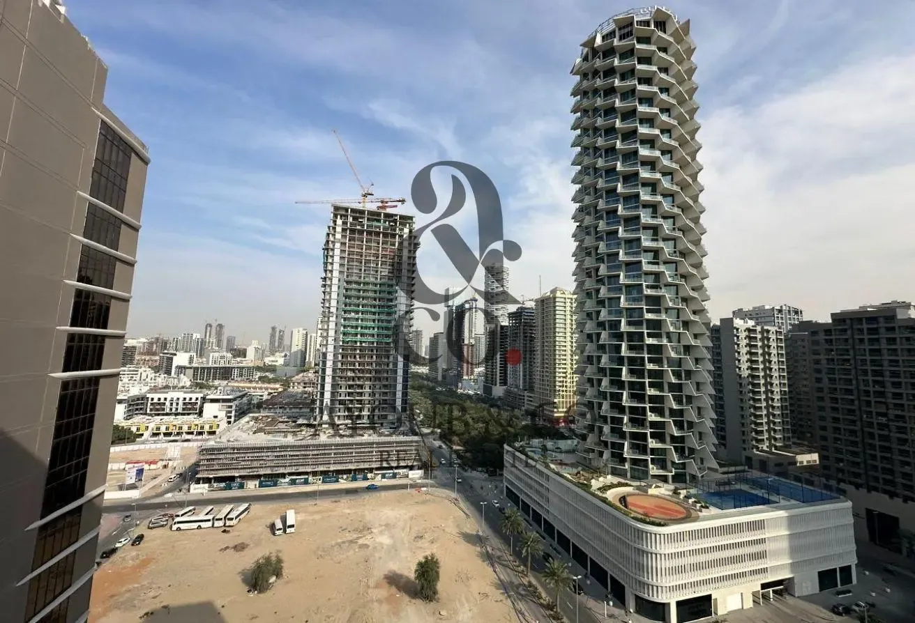 Brand New | Huge Layout | 4 Cheques | Furnished