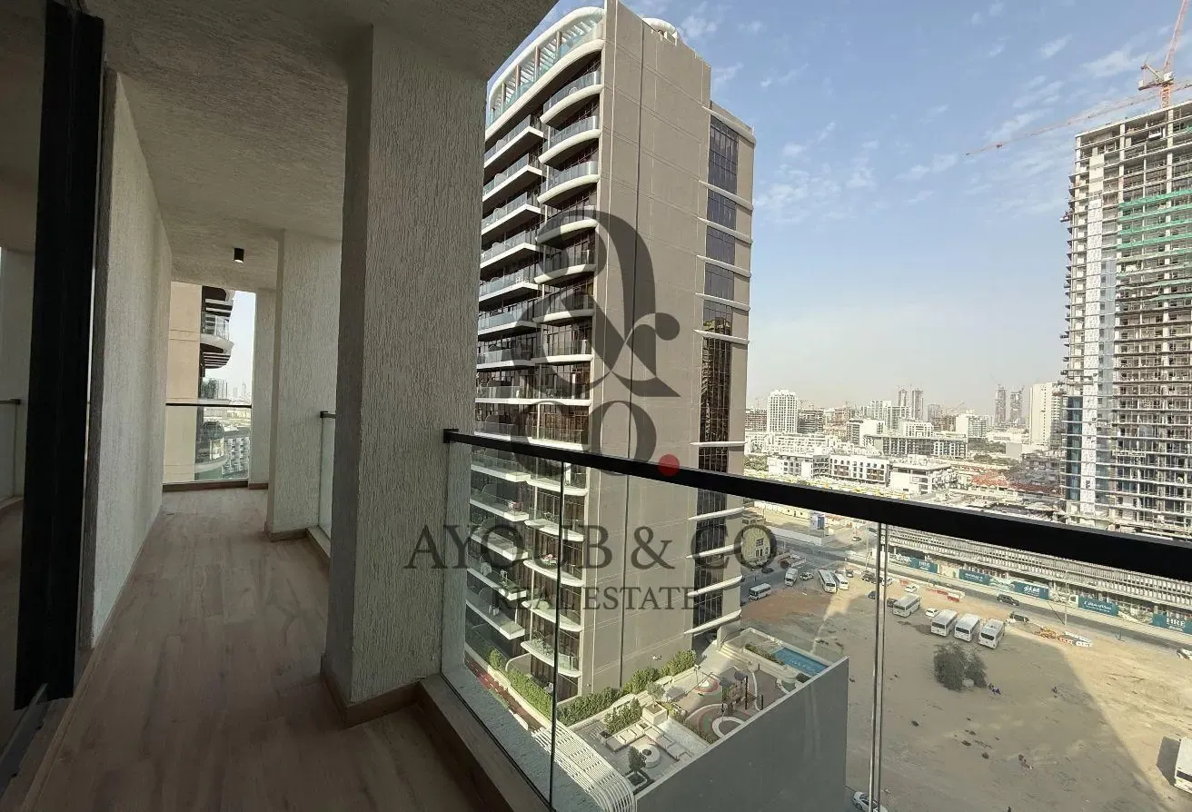 Brand New | Huge Layout | 4 Cheques | Furnished