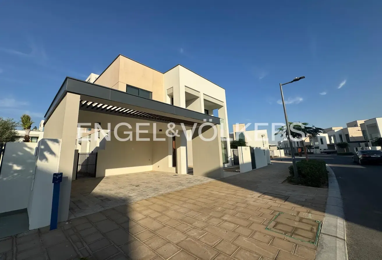 Brand New | Corner Unit | Spacious