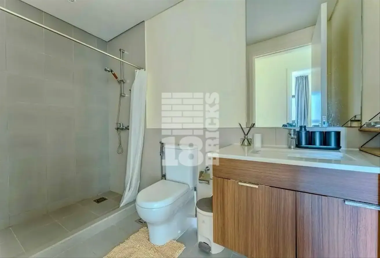 Furnished | Chiller Free | Golf Course View