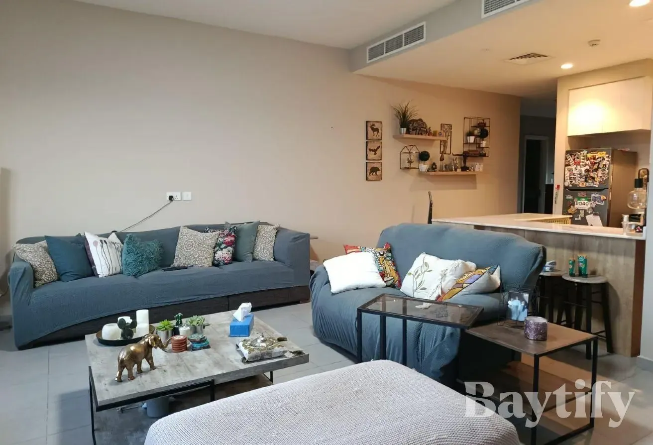 MULTIPLE CHEQUES | FURNISHED | CORNER UNIT
