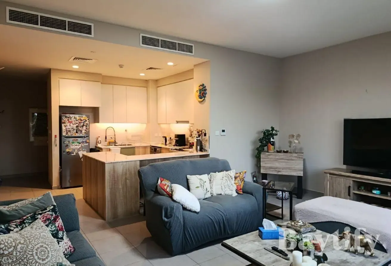MULTIPLE CHEQUES | FURNISHED | CORNER UNIT