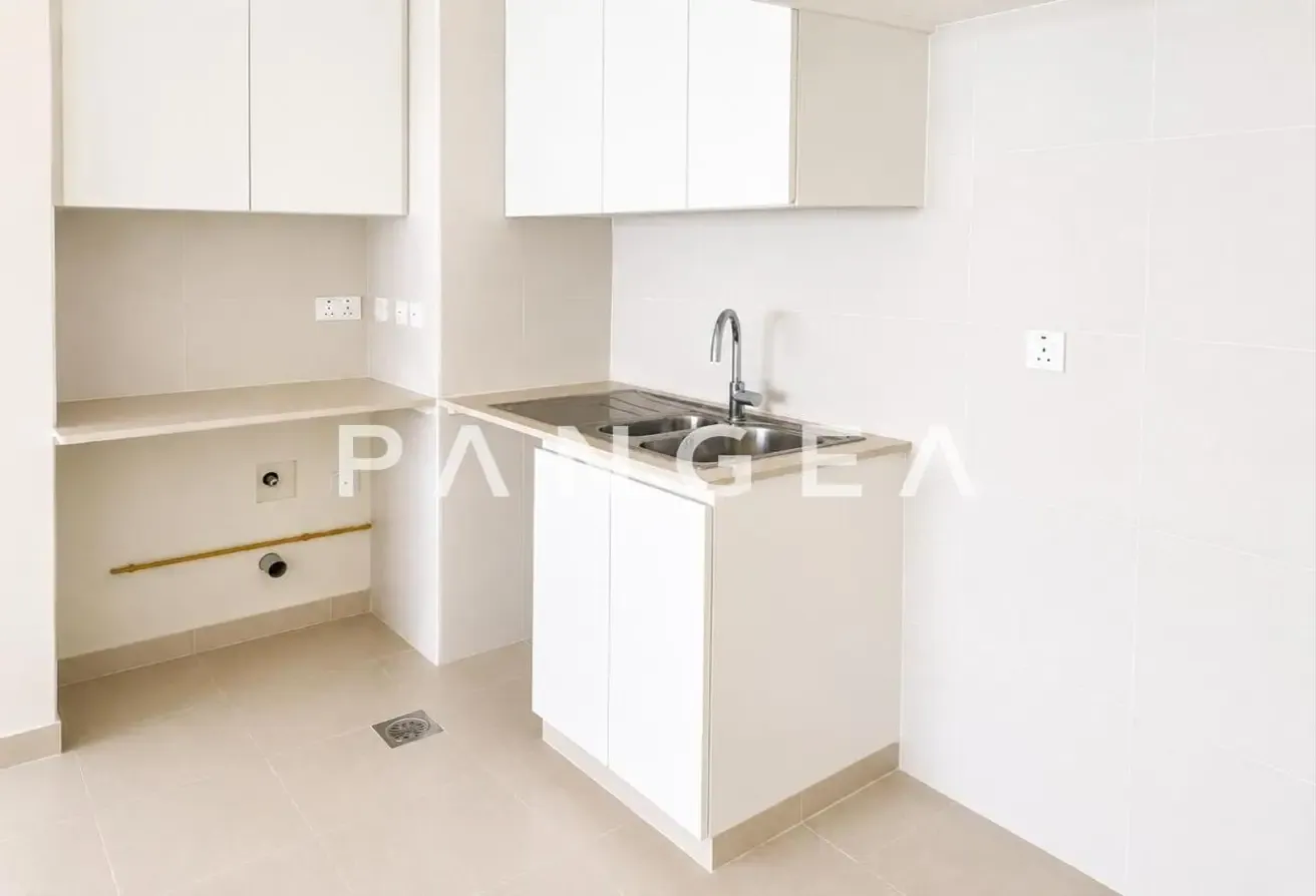 Vacant | Options Available | Urbana Specialist