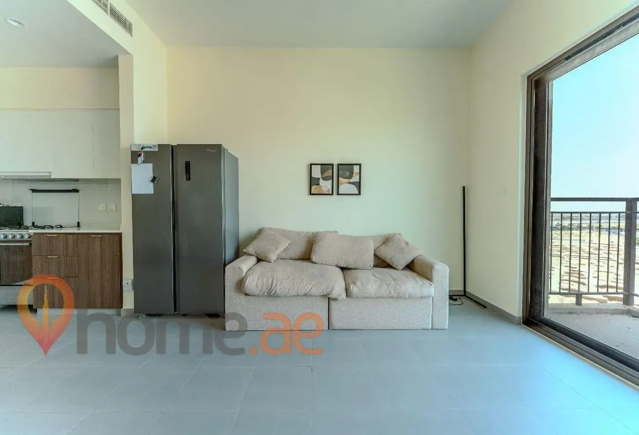 Vacant | Spacious 1BR | Golf Views