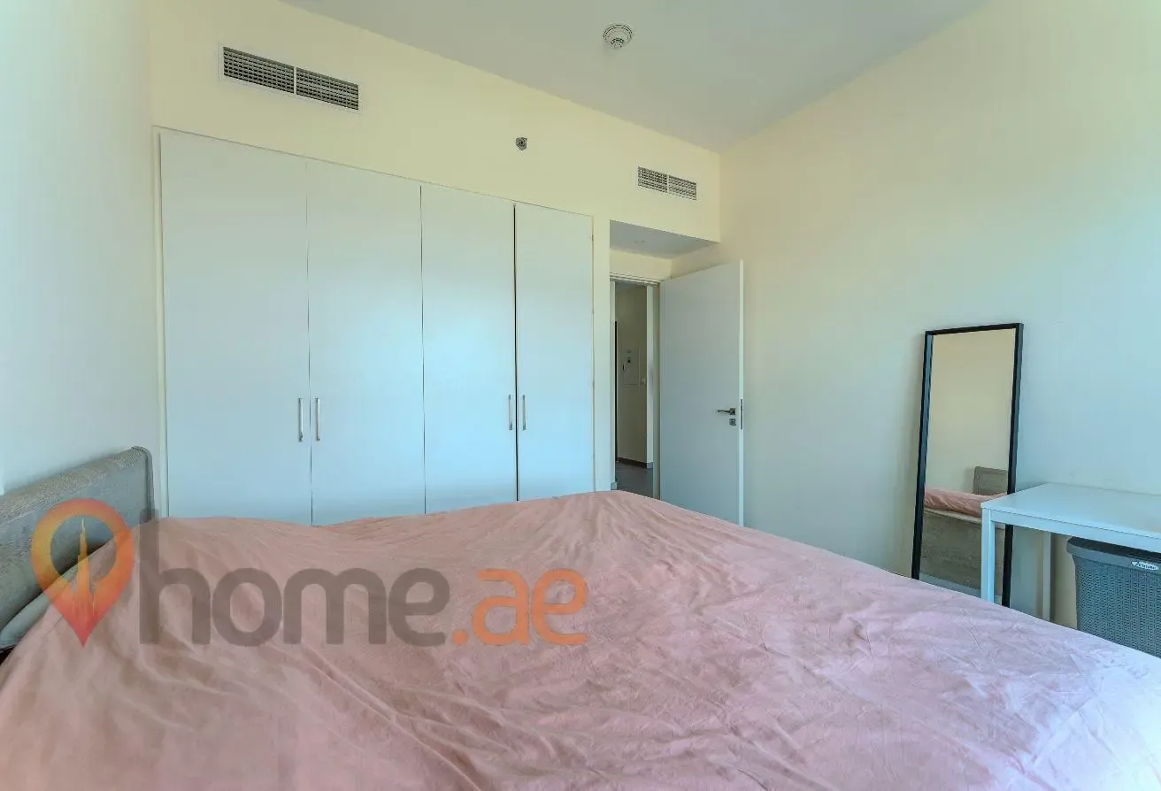 Vacant | Spacious 1BR | Golf Views
