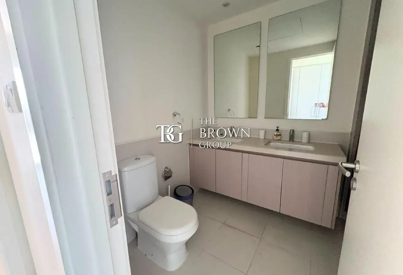 Spacious Furnished 2BR | Vacant