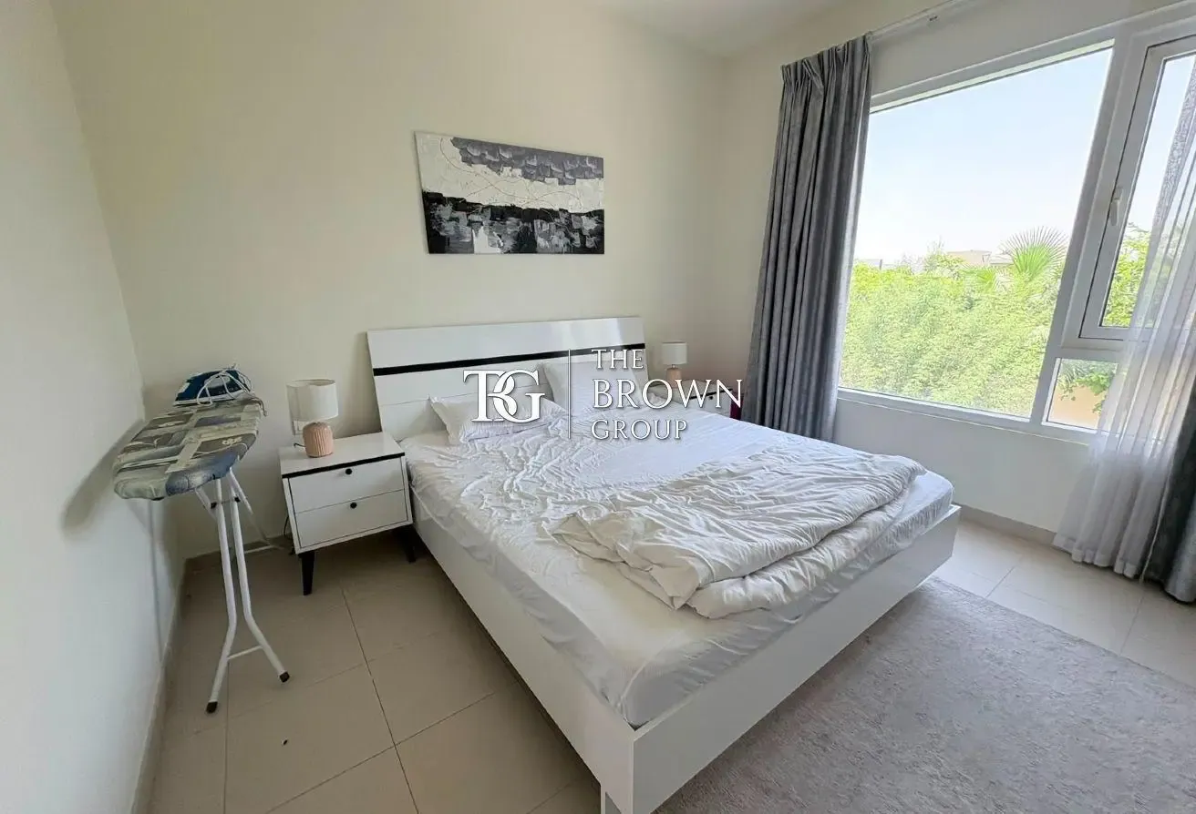 Spacious Furnished 2BR | Vacant
