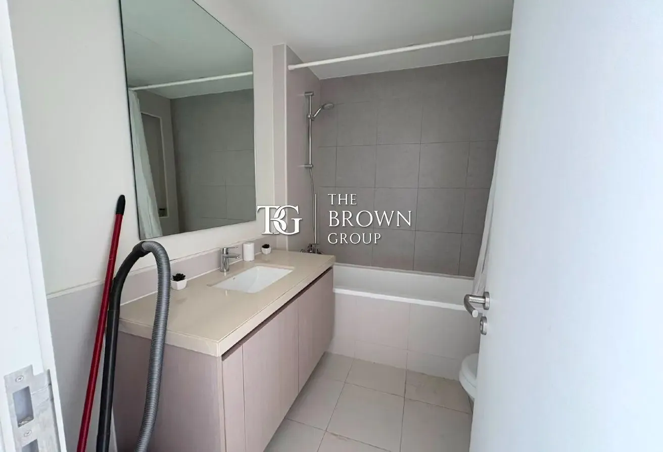 Spacious Furnished 2BR | Vacant