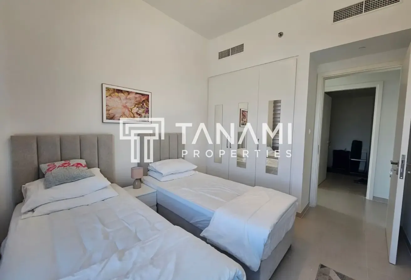 Vacant Unit | Golf Course View | Chiller free