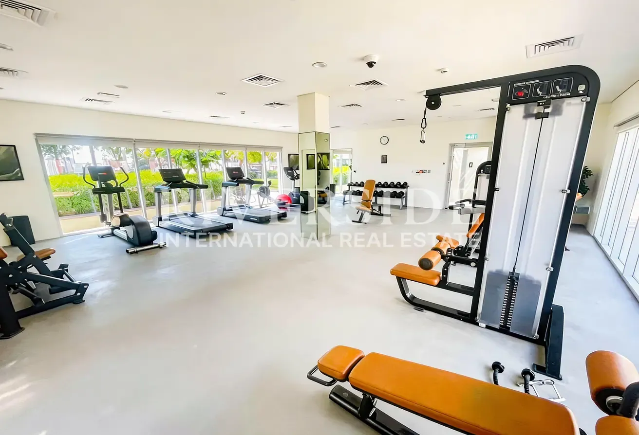 Single Row | Fully Upgraded  | Rare Ground Floor
