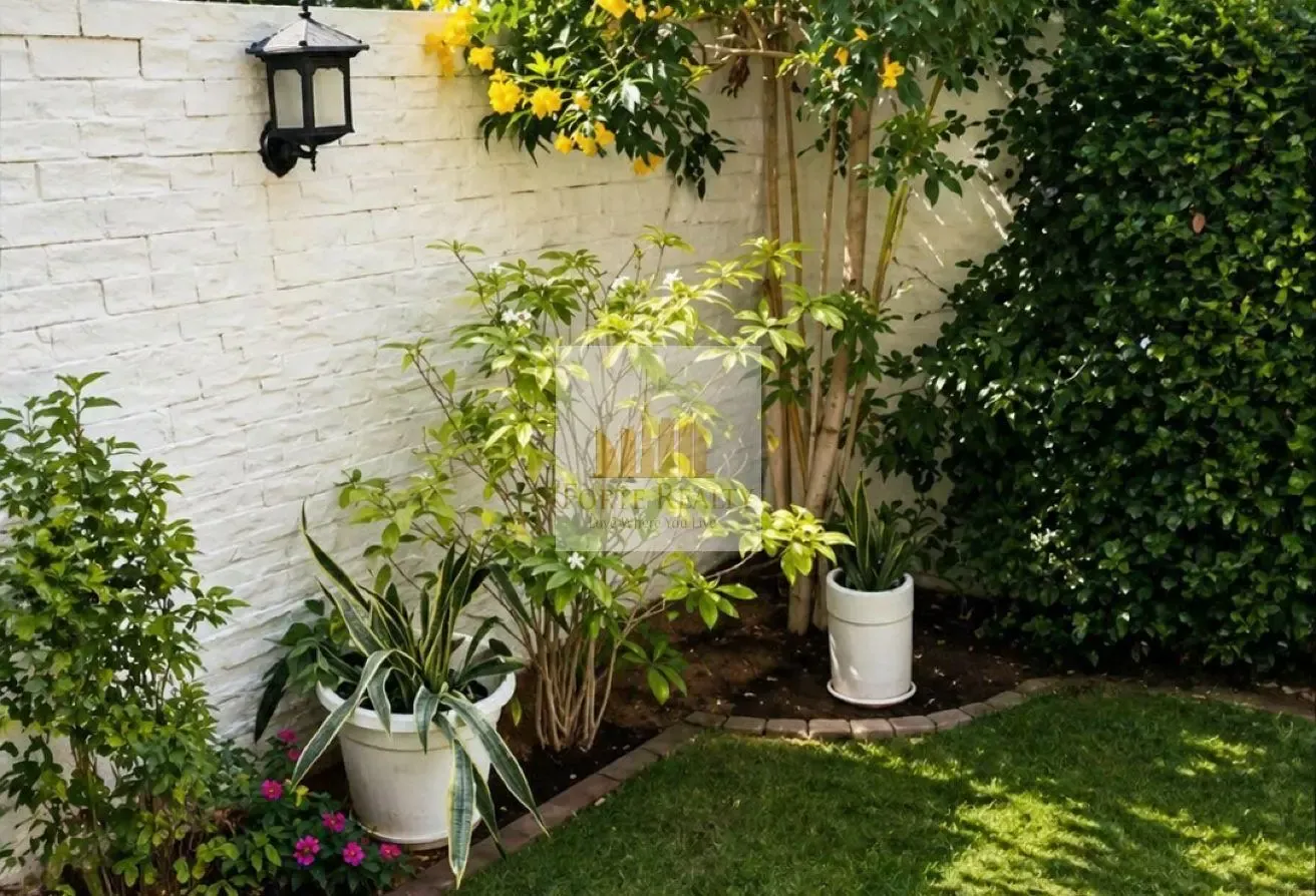 2 BHK, Upgraded & Furnished, With Landscaping
