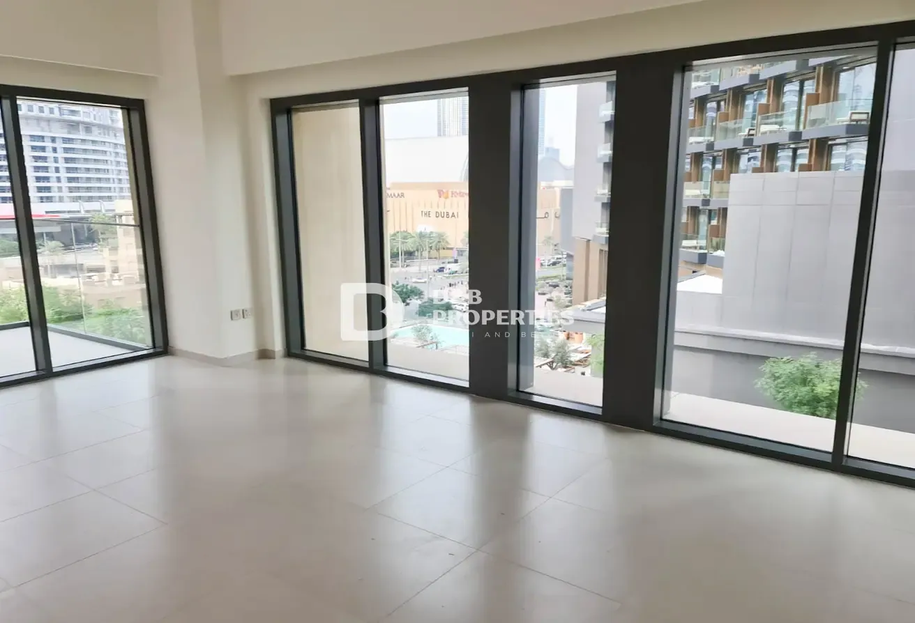 Burj And Fountain View | Spacious| Long Balcony